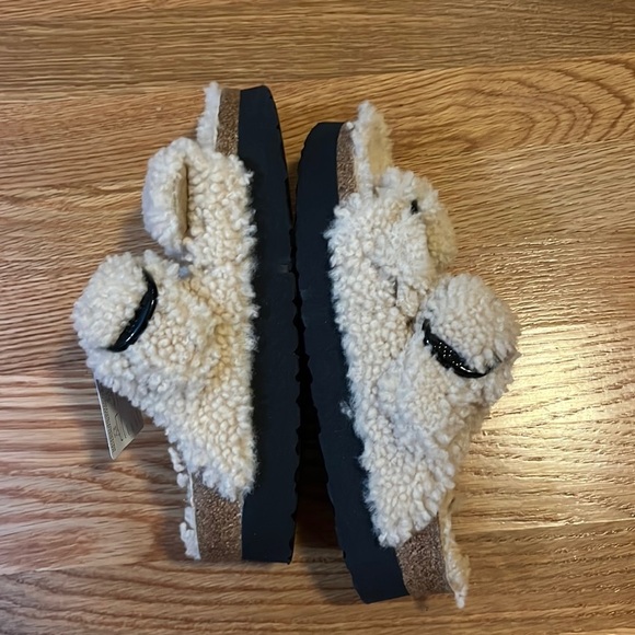 Birkenstock Arizona Big Buckle Slide Sandal (Women) - Teddy  Birkenstock Arizona Big Buckle Shearling Size 8 NWT